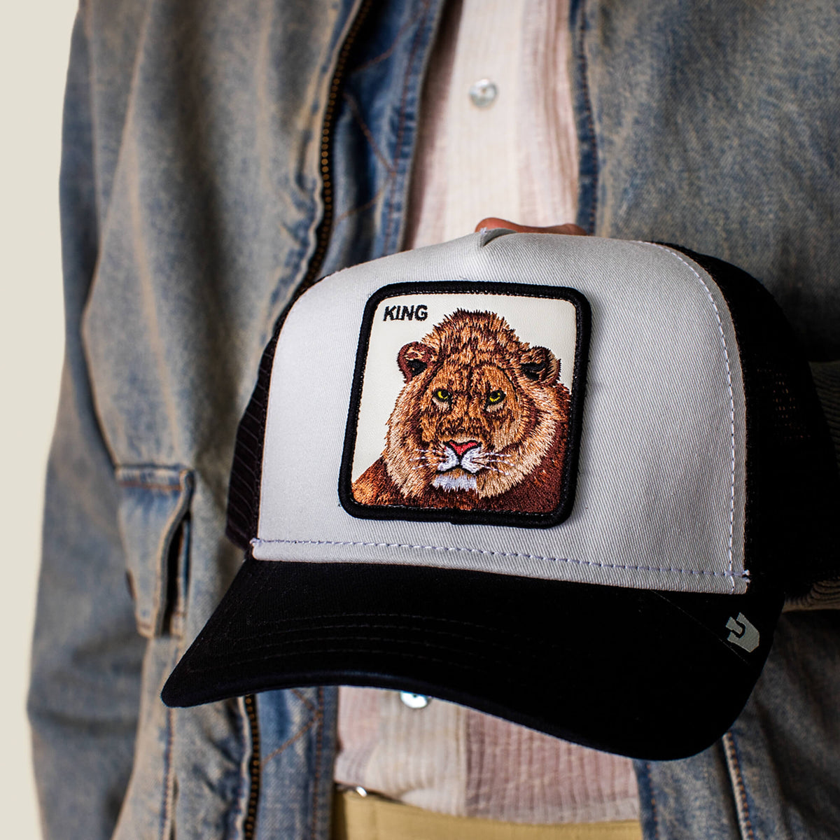 King Trucker DUST / VOID