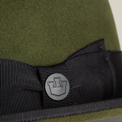 Slick Carter Olive