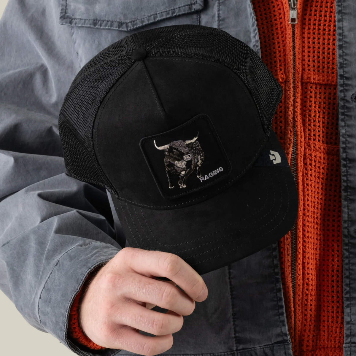 Suede Bull Void